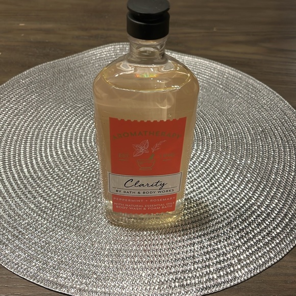 NEW Bath & Body Works Aromatherapy CLARITY PEPPERMINT ROSEMARY Body Wash - 10 oz - Picture 4 of 12